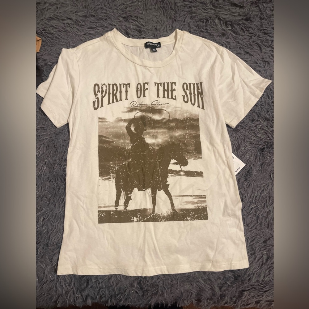 Girl tee